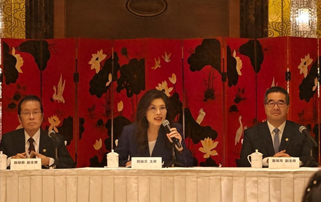 世界杯直播入口-太罕见！蓝营集体为郑丽文撑腰，10位县市长表态，蒋万安瞒不住了